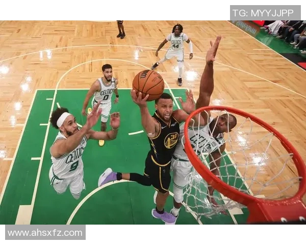 NBA精彩赛事回顾与分析：视觉盛宴与篮球魅力深度解析